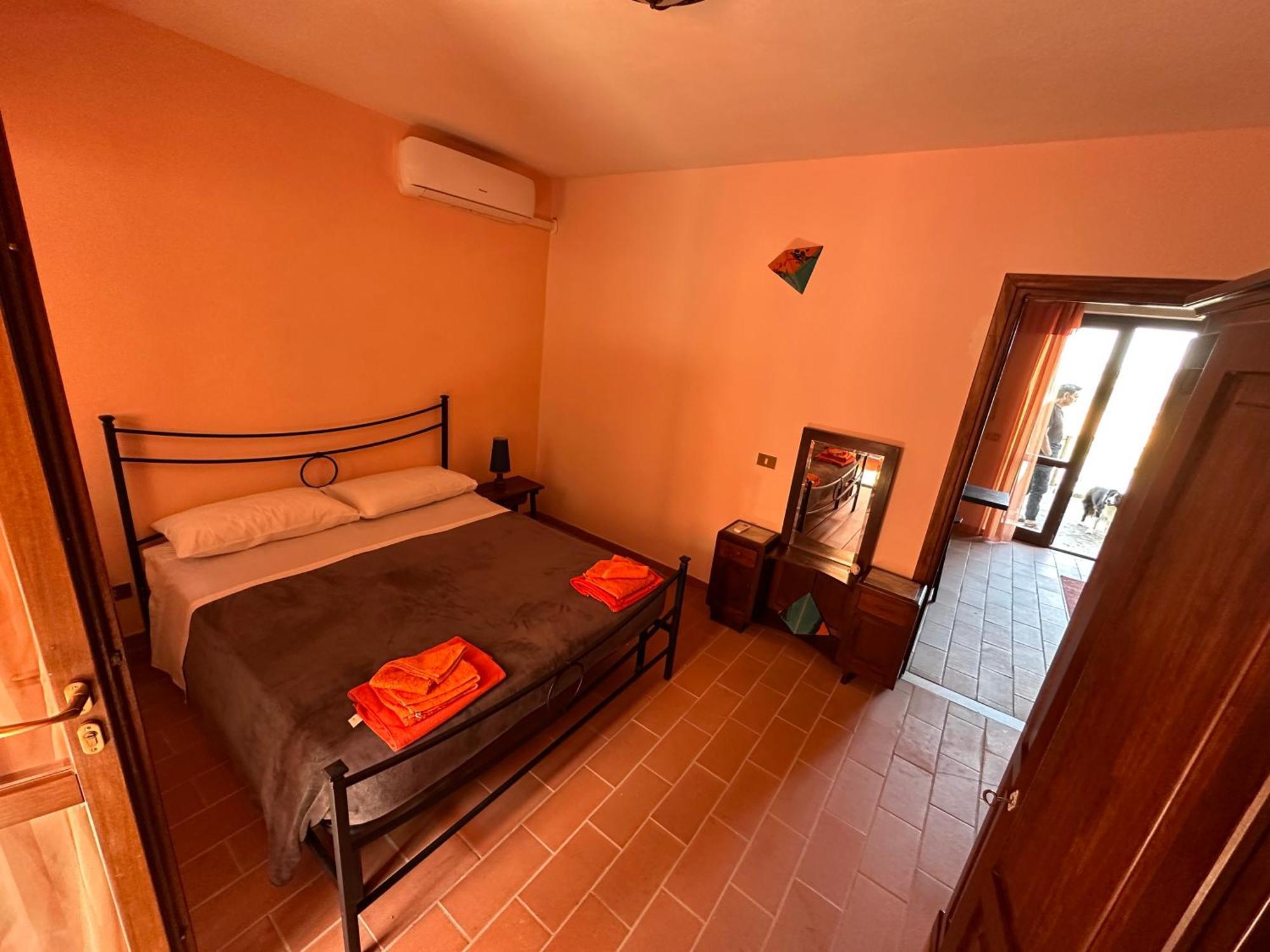 B&B Casale Roshlee Гуальдо-Каттанео Экстерьер фото
